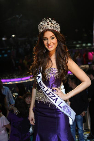 Nastassja Bolívar es la reina de Nuestra Belleza Latina 2011
