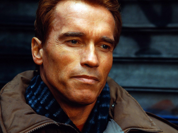 Arnold Schwarzenegger se acercó a su hijo Joseph