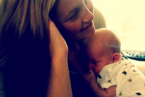 Actriz Kate Hudson y su bebé Bingham “Bing” Hawn Bellamy