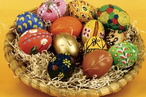 Como decorar huevos de Pascua