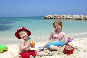 Cosas para un dia de playa con los niños